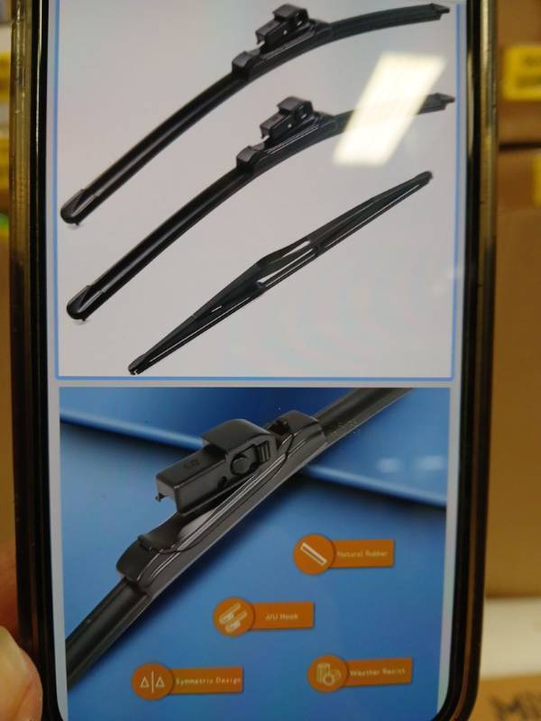 lot 28494 image: Mikkuppa Wiper Blades 3pcs 21  21  14in