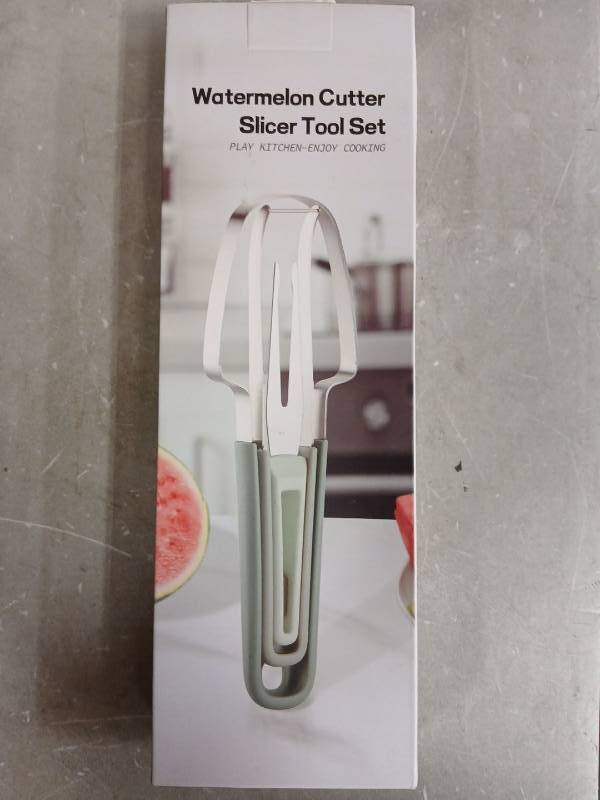 lot 42384 image: Watermelon Slicer Tool Set