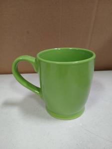 lot 27361 image: Green Mugs Set of 6