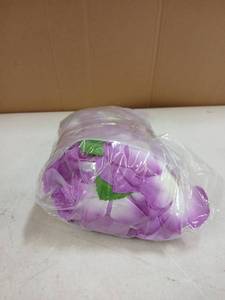 lot 33478 image: Purple Hawaiian Leis 12pk