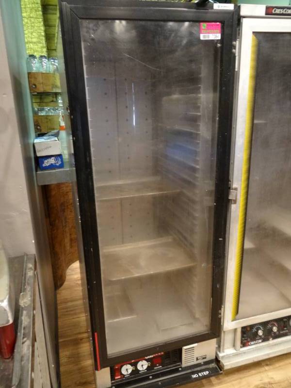lot 7384 image: Metro CM2000 Proofer