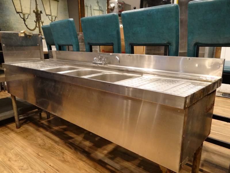 lot 7393 image: 3 Bay Stainless Sink