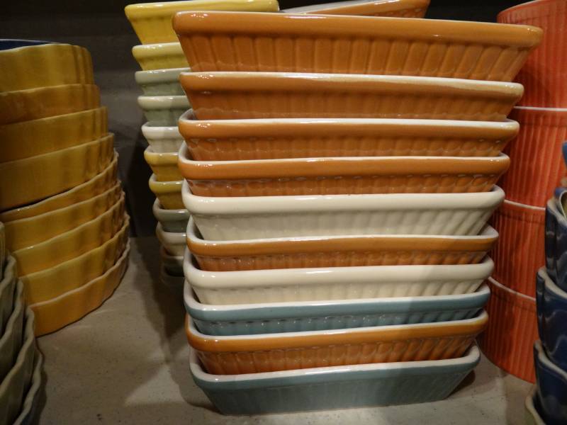 lot 7406 image: Lot of (11) WCL  Bakeware