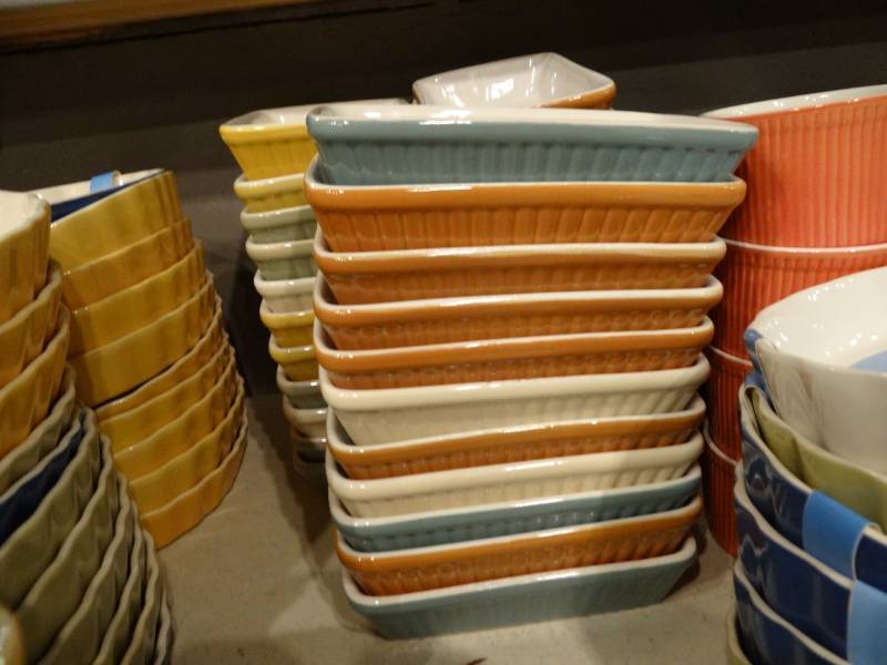lot 7408 image: Lot of (11) WCL  Bakeware