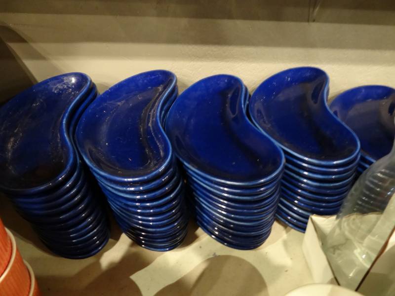 lot 7410 image: Lot of (58) Cobalt Blue Kidney Shaped Plates