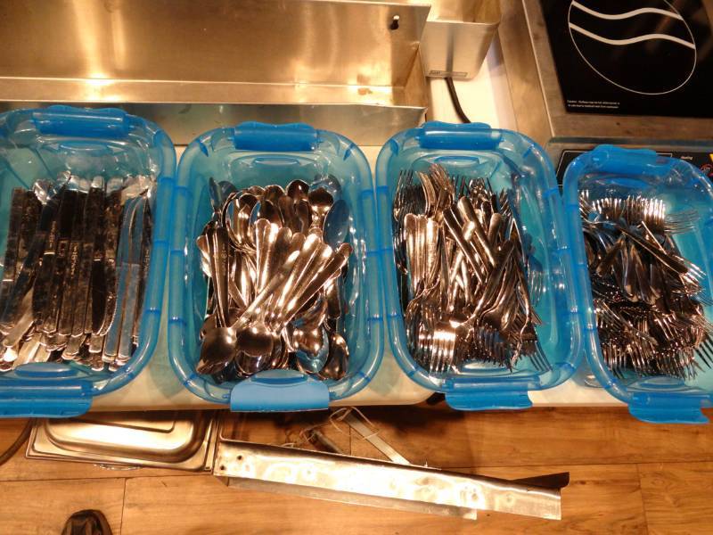 lot 7421 image: Large Lot of Silverware Approx. 570 Pieces