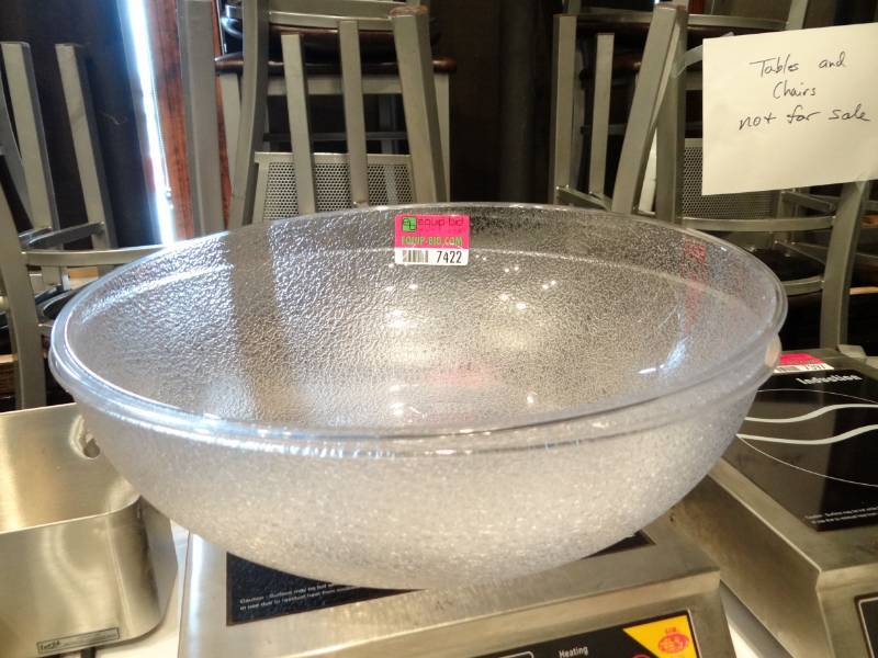 lot 7422 image: 2 Large Plastic Cambro Salad Bowls
