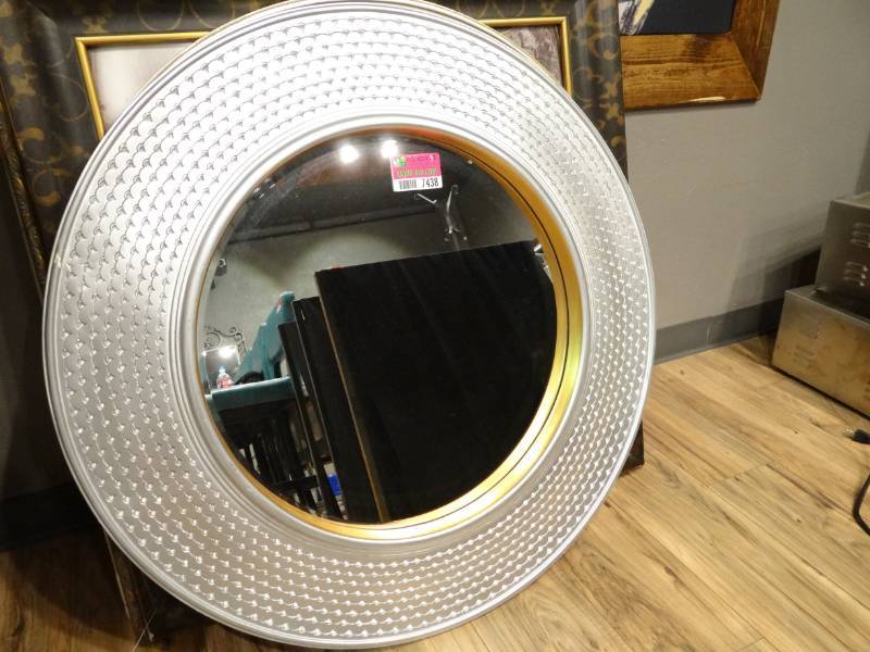 lot 7438 image: Silver Round Decorative Mirror