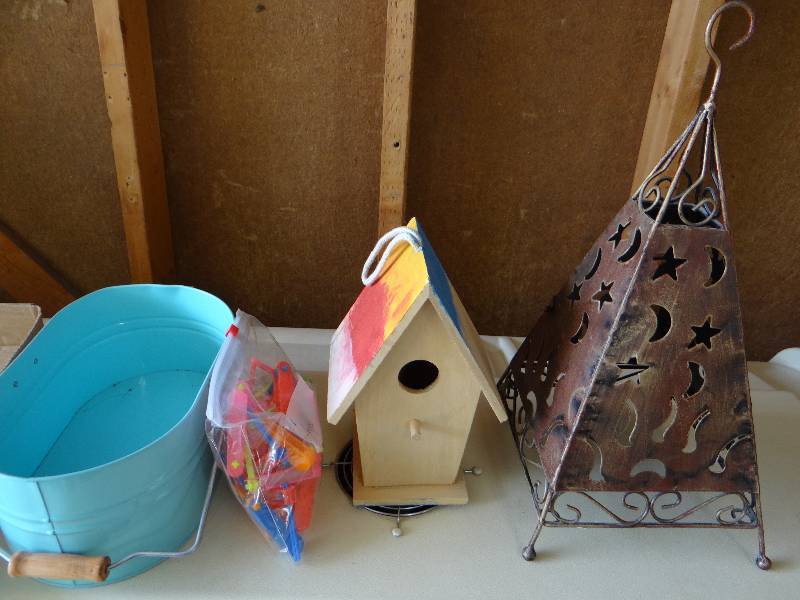 Decor Bird Feeder South Wichita Auction Saturn 5th Wheel