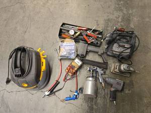 lot 4391 image: Air Tool Collection
