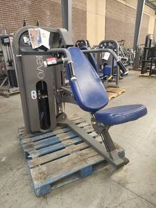 lot 6150 image: Nautilus Nitro Evo Incline Press Machine
