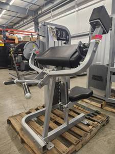 lot 6155 image: Hammer Strength Biceps Curl Machine