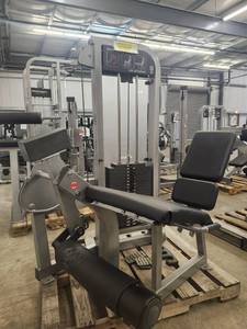 lot 6157 image: Hammer Strength Leg Extension Machine
