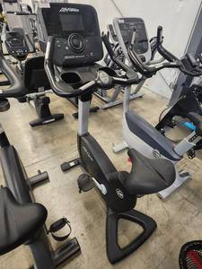 lot 6168 image: Life Fitness Upright Exercise Bike with Digital Display