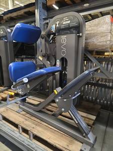 lot 6200 image: Nautilus Nitro Evo Lower Back Exercise Machine