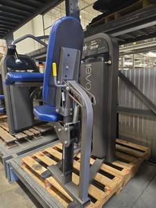 lot 6206 image: Nautilus Nitro Evo Triceps Extension Machine