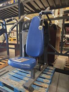 lot 6225 image: Nitro Evo Overhead Press Machine