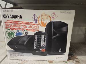 lot 8921 image: Yamaha Stagepas 400i Portable PA System