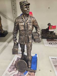 lot 8934 image: Bronze Military Service Member Statue