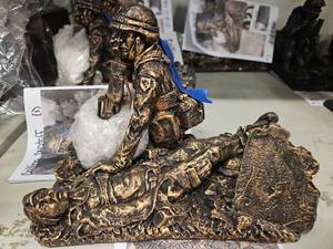 lot 8941 image: Bronze Calling Dustoff Statue