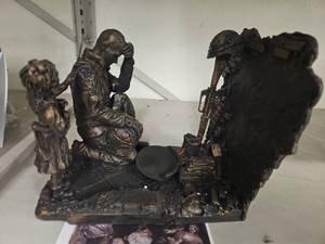 lot 8948 image: Bronze Fallen Soldier Military Sculpture