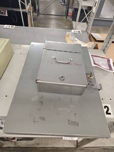 lot 8965 image: Industrial Key Storage Cabinet with Cash Box
