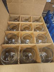 lot 8991 image: (12) Embassy Branded Brandy Snifter Glass Set