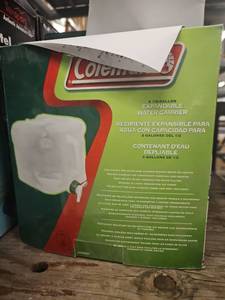 lot 8993 image: Coleman 2.5 Gallon Expandable Water Carrier