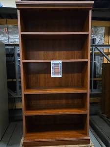 lot 20208 image: Book Shelf