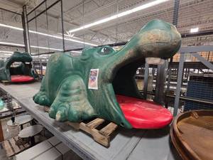 lot 20254 image: Little Tikes Playground Hippo