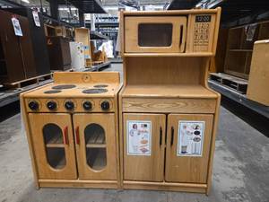 lot 20323 image: Wood Play Kitchen Set with Microwave and Stove