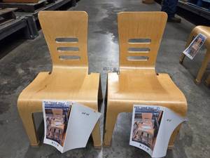 lot 20352 image: ECR4Kids Bentwood School Chair