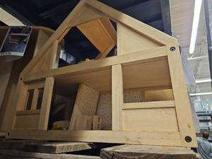 lot 20377 image: Handcrafted Wooden Dollhouse Frame
