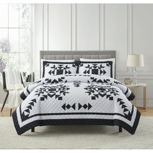 lot 2211 image: Mainstays Flying Geese 7-Piece Quilt Set with Sheets, Full