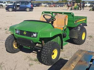 lot 1912 image: John Deere Gator 4x2&nbsp