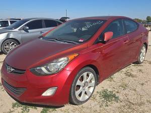 lot 1921 image: 2011 Hyundai Elantra - RED