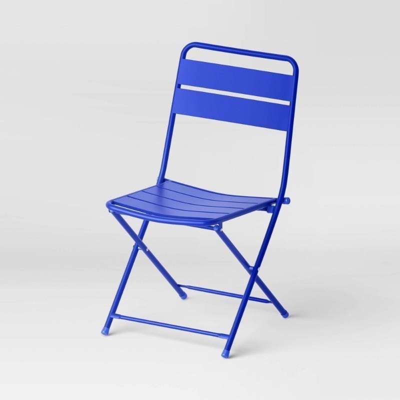 lot 42017 image: Metal Slat Folding Chair Blue - Room Essentials�� - Retail $45