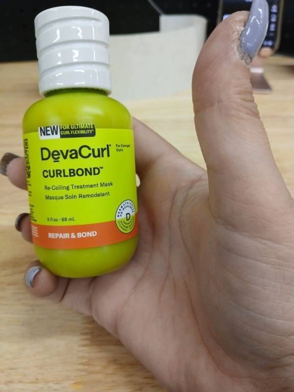 lot 42051 image: DevaCurl Curlbond Re-Coiling Treatment Mask - Retail $28
