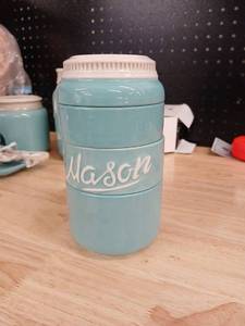 lot 40289 image: Mason Jar Inspired Ceramic Measuring Cups Set - Retail $30