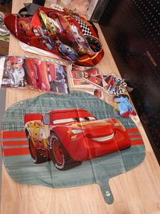 lot 40347 image: Disney Cars Party Decoration Set - Retail $15