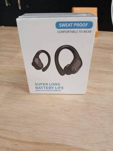 lot 40385 image: Sweatproof Wireless Sports Earbuds - Retail $109
