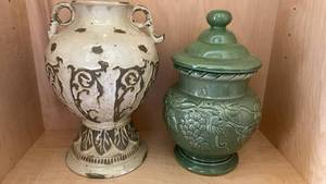 lot 34 image: Decorative Ceramic Urns, Distressed White & Lidded Sage Green