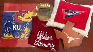 lot 36 image: Collegiate Sports Memorabilia