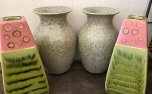 lot 71 image: Vintage Pink and Green Ceramic Candle Holders and Set of Matching Vases