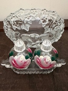 lot 501 image: Glass Bowl and Vintage Irving W Rice & Co Painted SP Shakers w Tray