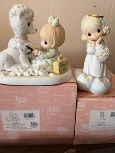 lot 548 image: Precious Moments w Boxes
