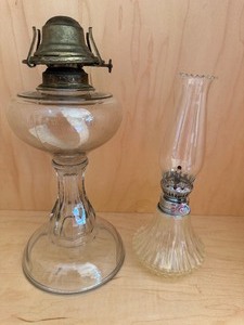 lot 567 image: Oil Lamp Base (No Flute), Mini Oil Lamp