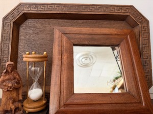 lot 620 image: Platter, Figurine, Hour Glass and Mirror