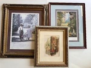 lot 624 image: Wall Art - Precious Moments Hallelujah Square and More, Dimension in Pictures