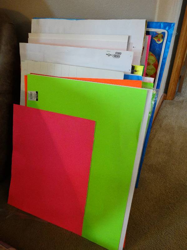 lot 4380 image: Lot of poster boards & craft stuff.